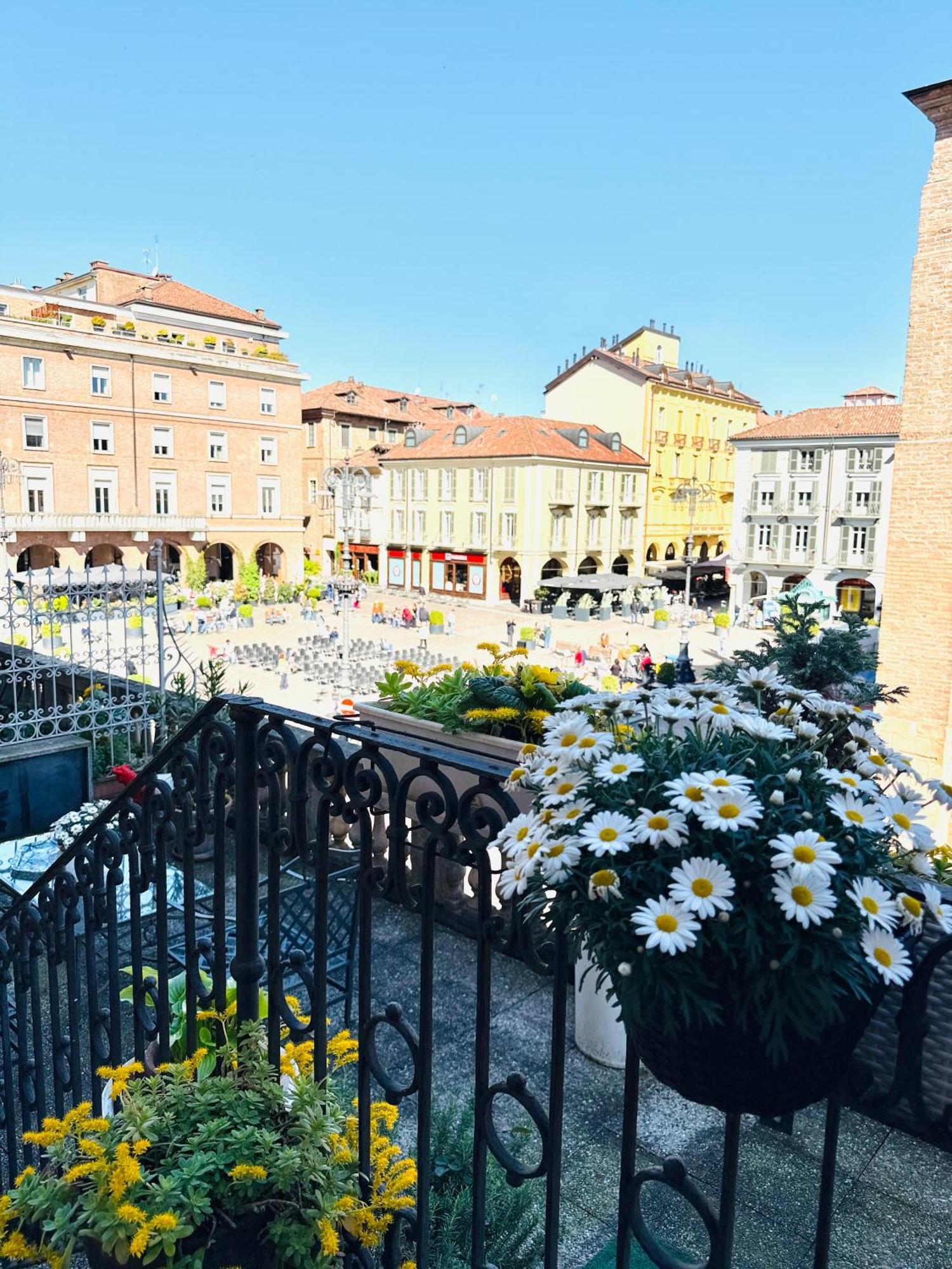 Comecasa San Secondo Terraced Apartment Asti Exterior foto